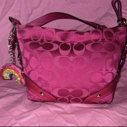 Coach signature Carly pink fuchsia patent leather trim bag F1069-F44143