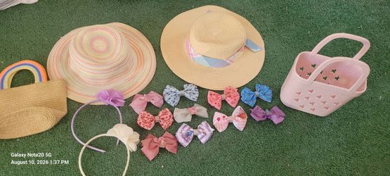 Girls bows and hat bundle