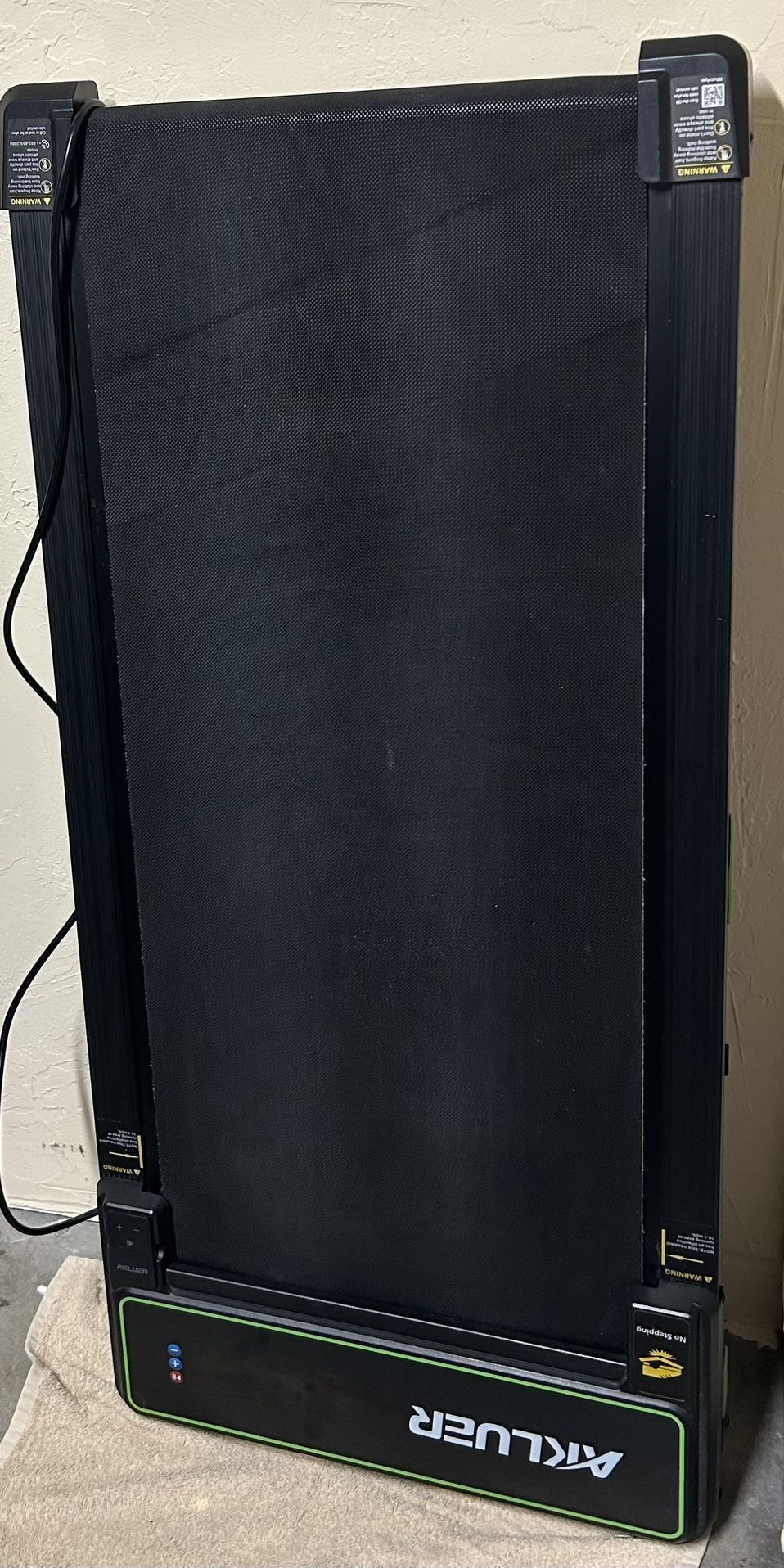 Akluer Walking Pad Treadmill, Portable Under Desk Treadmill 330lbs Capacity, Compact Treadmills Mini Walking Pad, 2.5HP Portable Treadmills with Remot