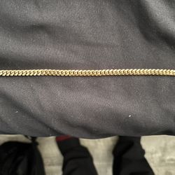10K Gold Cuban Link Bracelet 8.5 Inches