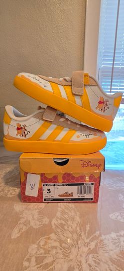 Adidas x Disney Winnie the Pooh Kids Sneakers Size 3 and 2