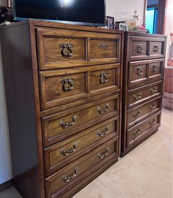 Dressers 5 drawer