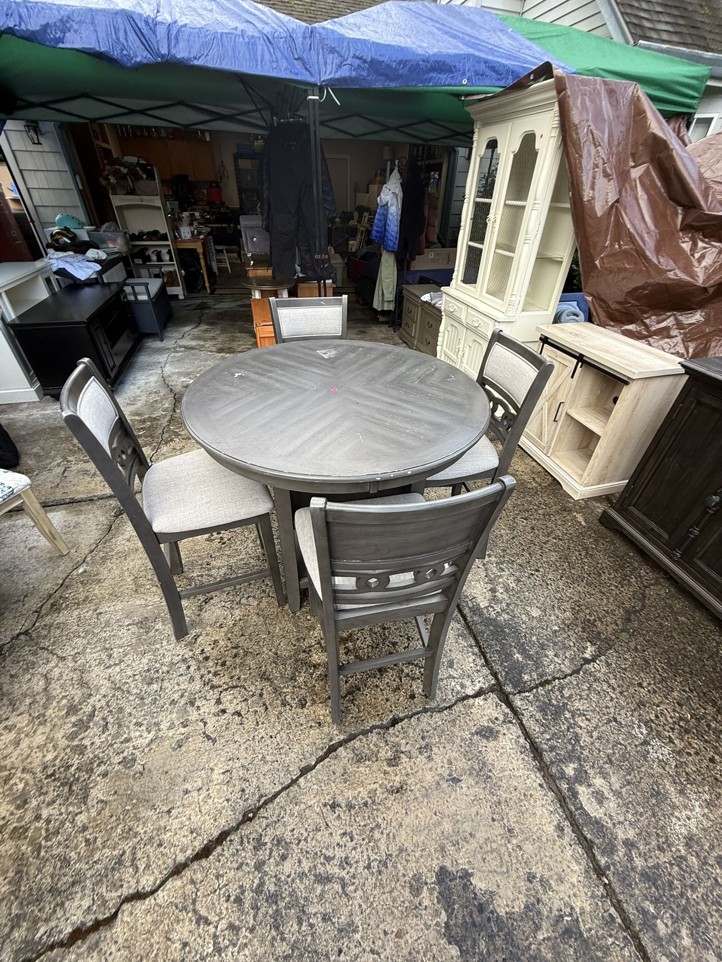 Table And Chairs