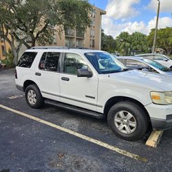 2006 Ford Explorer