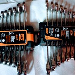 Metric Combination Racheting Wrench Set 