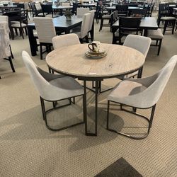 Brand New Dining Set And Chairs Gray 