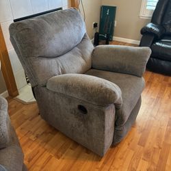 Oversized Rocker / Recliner 