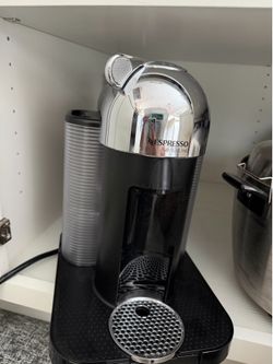 Nespresso machine VertuoLine (used)