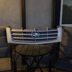 Escalade Front Grill 02-05