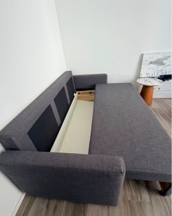 Gray Pull-Out Sleeper Sofa Bed – Approx. 90”