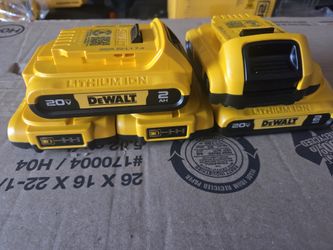 DEWALT®️ 20V MAX* 2.0 Ah Battery