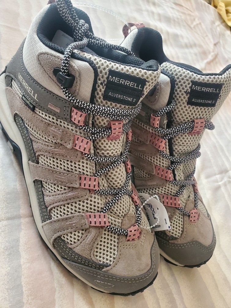 Hiking Boots Sz 7.5