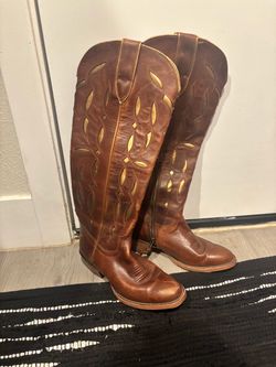 Ariat boots women