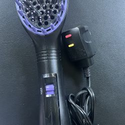 Infiniti Pro Conair hair dryer brush