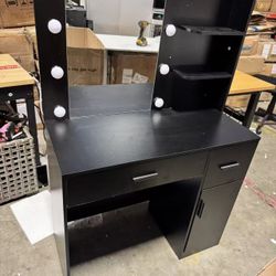 🔥Final sale 🔥 Lighted Makeup Vanity Desk black $90