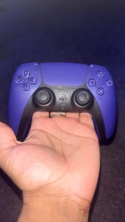 Purple DualShock 5 Controller