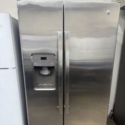 GE 36in Side By Side Refrigerator In stainless Steel We Are In The Blue Building 🟦