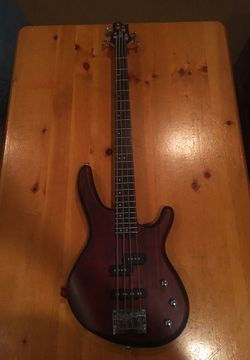 Cort 4 String Bass