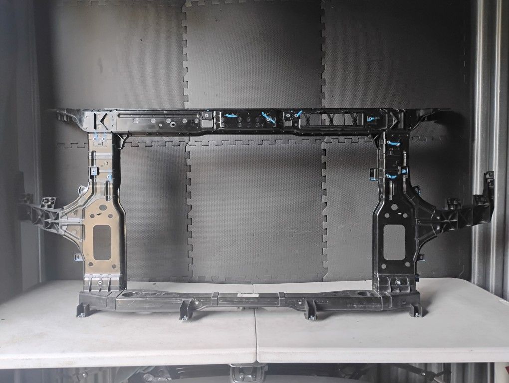 2020 2021 2022 2023 2024 2025 Kia Telluride Radiator Core Support Oem