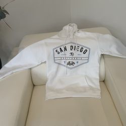 SAN Diego White Sweater