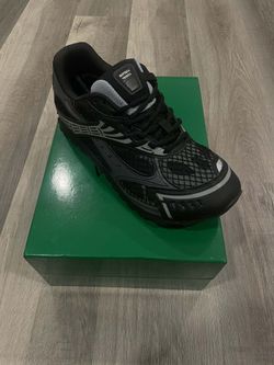 Black bottega venetas
