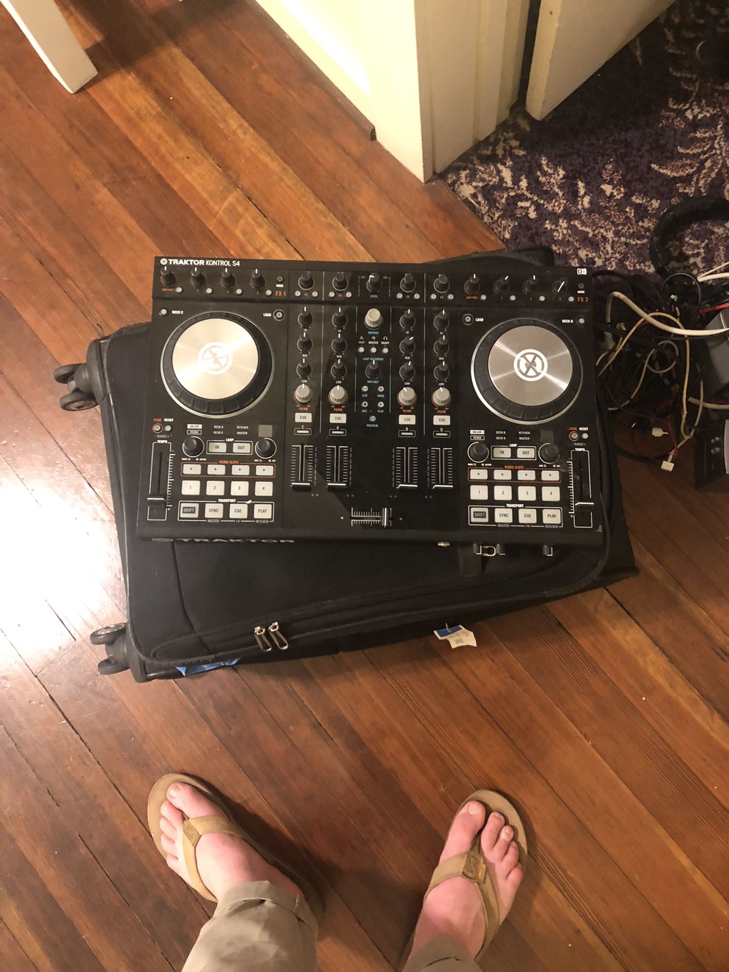 Traktor Kontrol S4