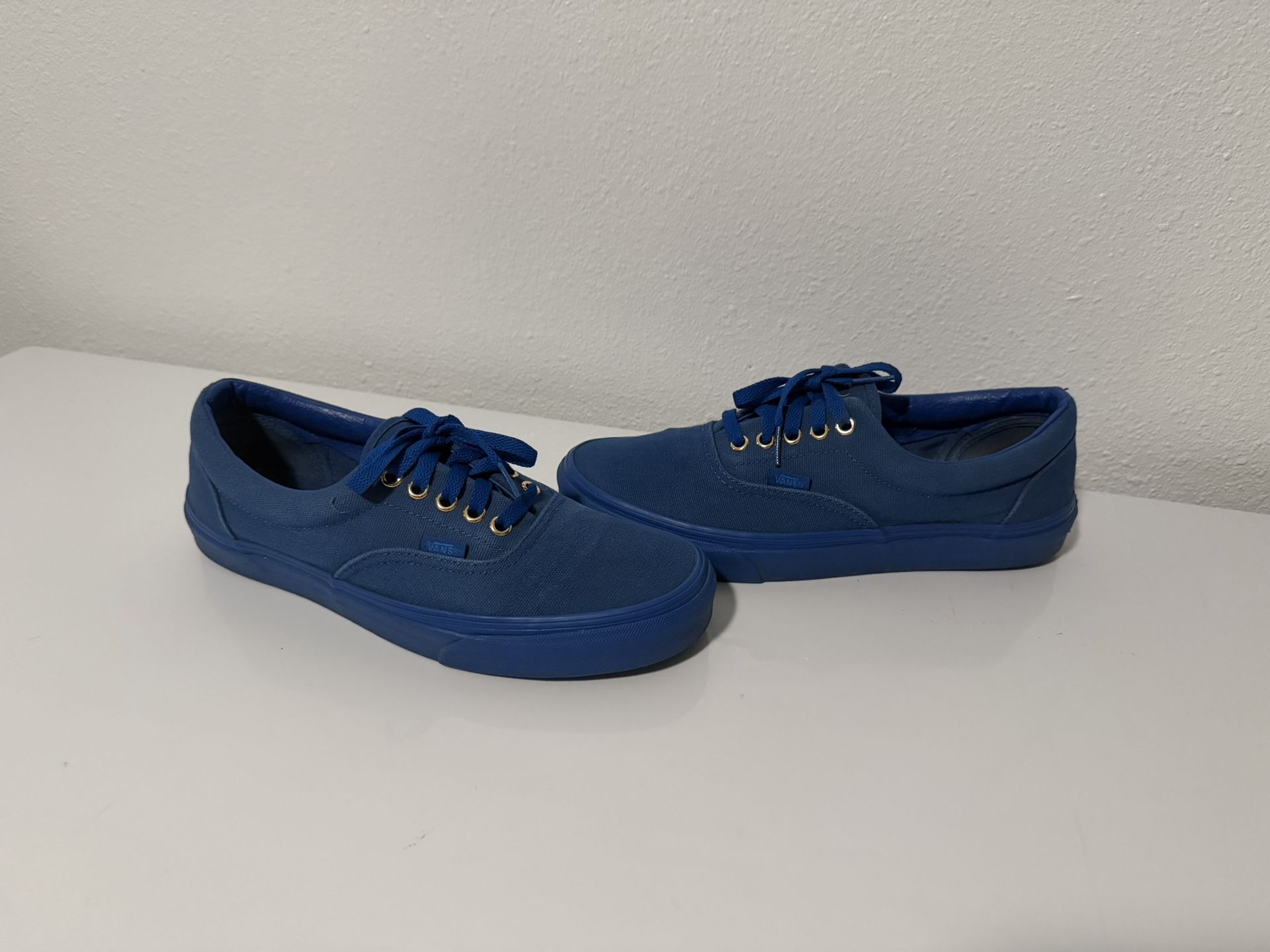 VANS shoes Size 8.5