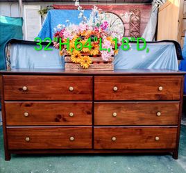 New solid wood 6/drawer dress