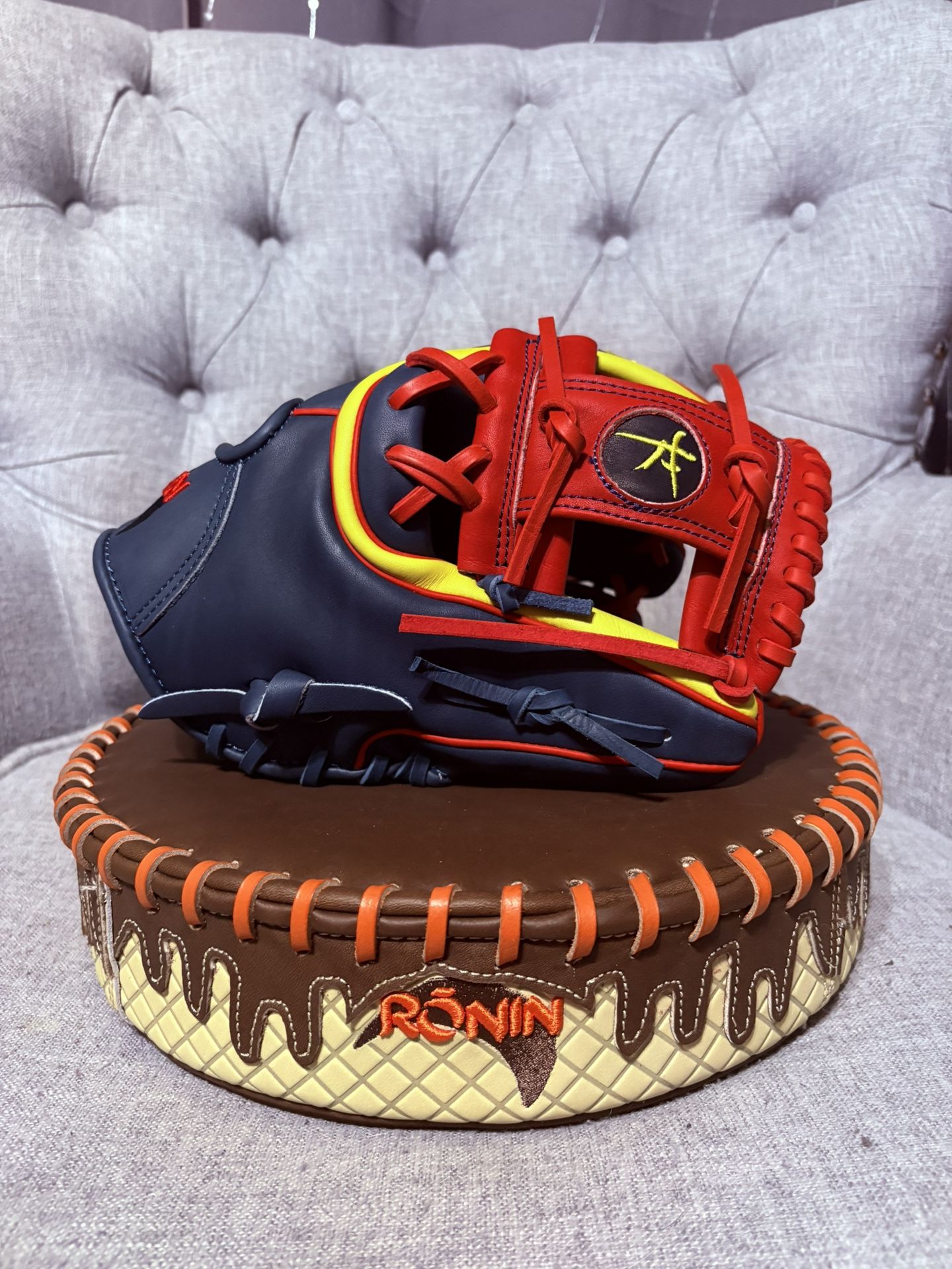 Baseball glove