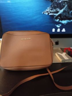 Tan micheal kors shoulder hand bag