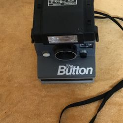 Vintaged Polaroid Camera 