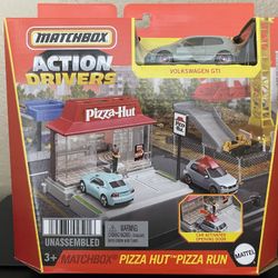 Matchbox Pizza Hut Pizza Run Playset NEW