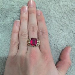 Men's 10k  Solid Gold Ring 