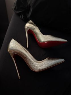 Christian Louboutin Golden Pumps