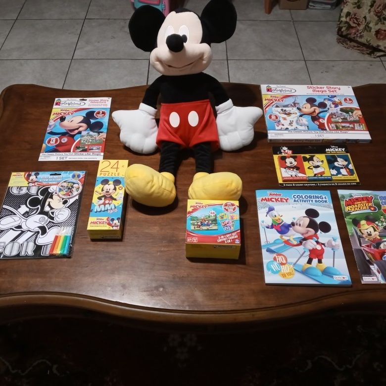 Mickey Mouse Activity Set