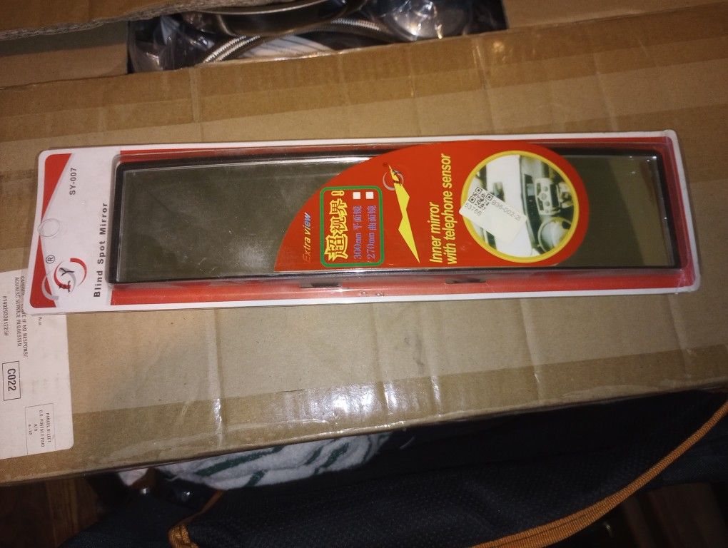 Rear View Mirror. New