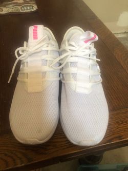 Women’s. Puma  size 8