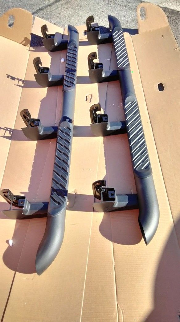Chevy Silverado Like New OEM Running Boards