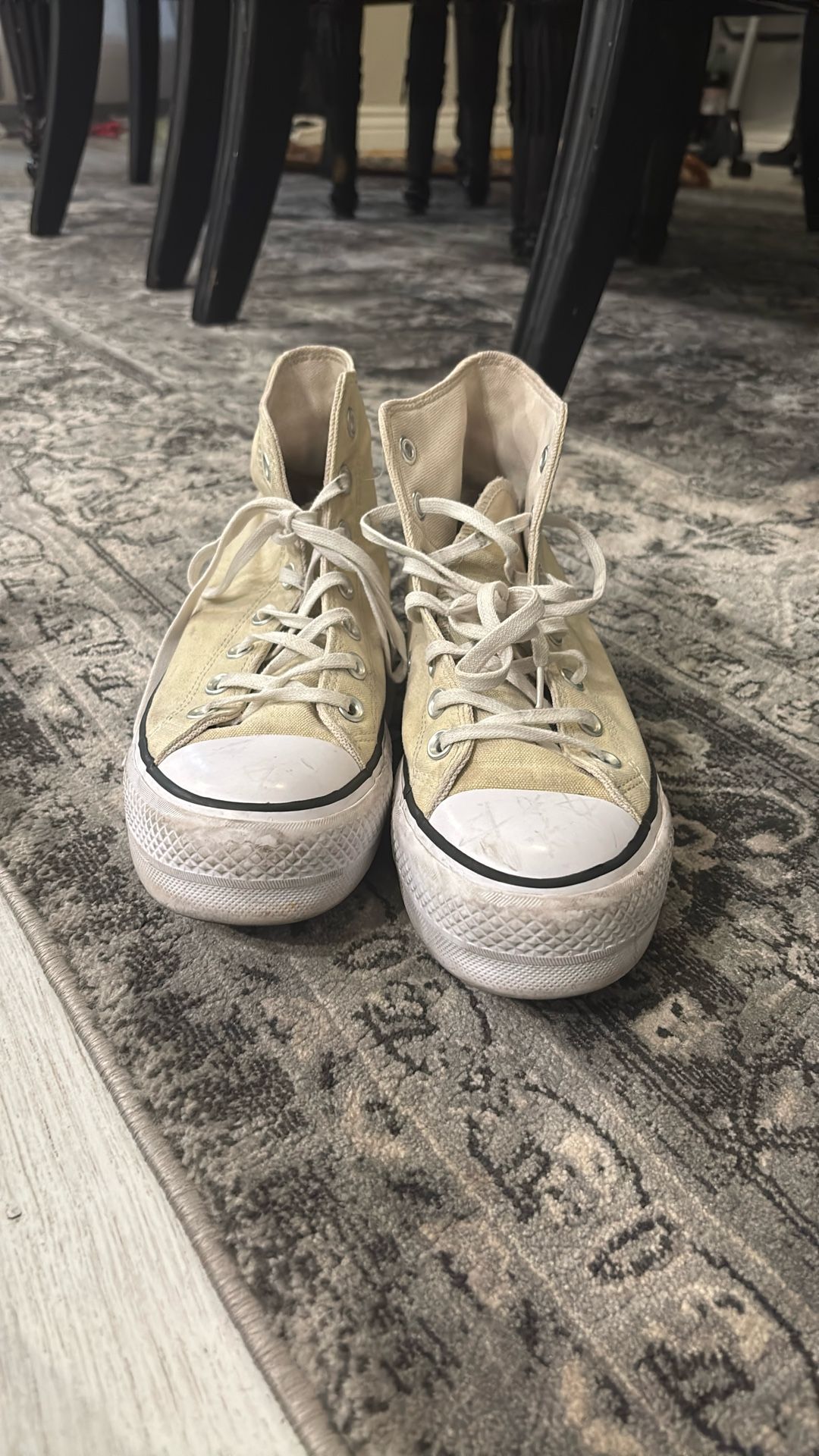 Converse