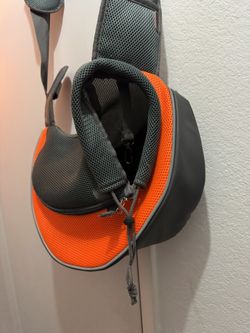 Pet sling bag