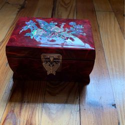 Mother Of Pearl Music Box