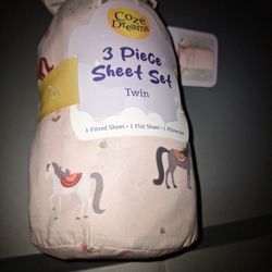 Horse Print 3  Piece TWIN SHEET SET