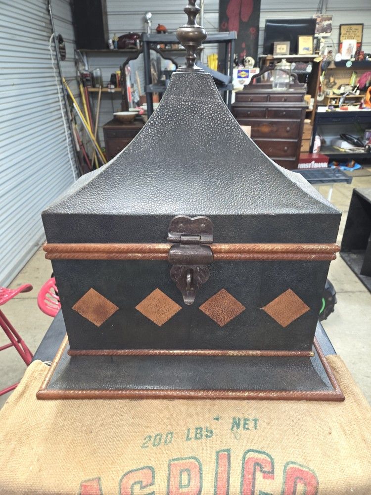 Nice Wooden An Metal Chess
