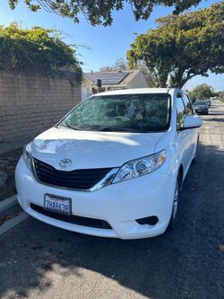 2014 Toyota Sienna