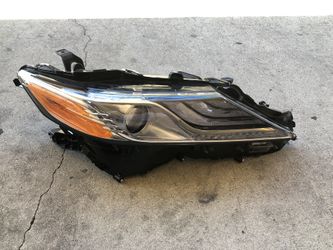 2018 2019 2020 2021 2022 TOYOTA CAMRY HEADLIGHT PASSENGER SIDE “R” FULL LED CHROME INNER TRIPLE BEAN ORIGINAL OEM