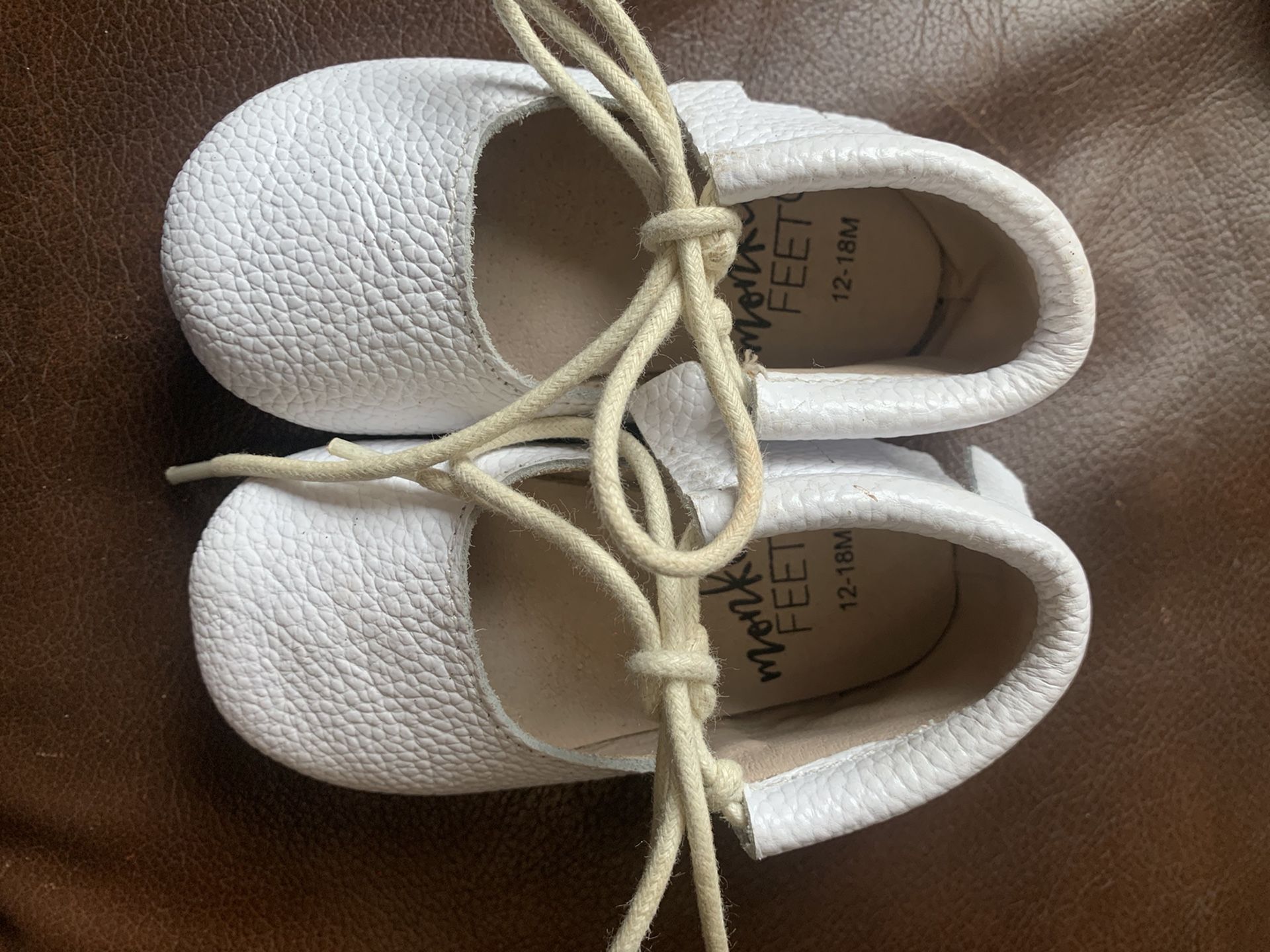 Monkey Feet White Penelope 12-18mo