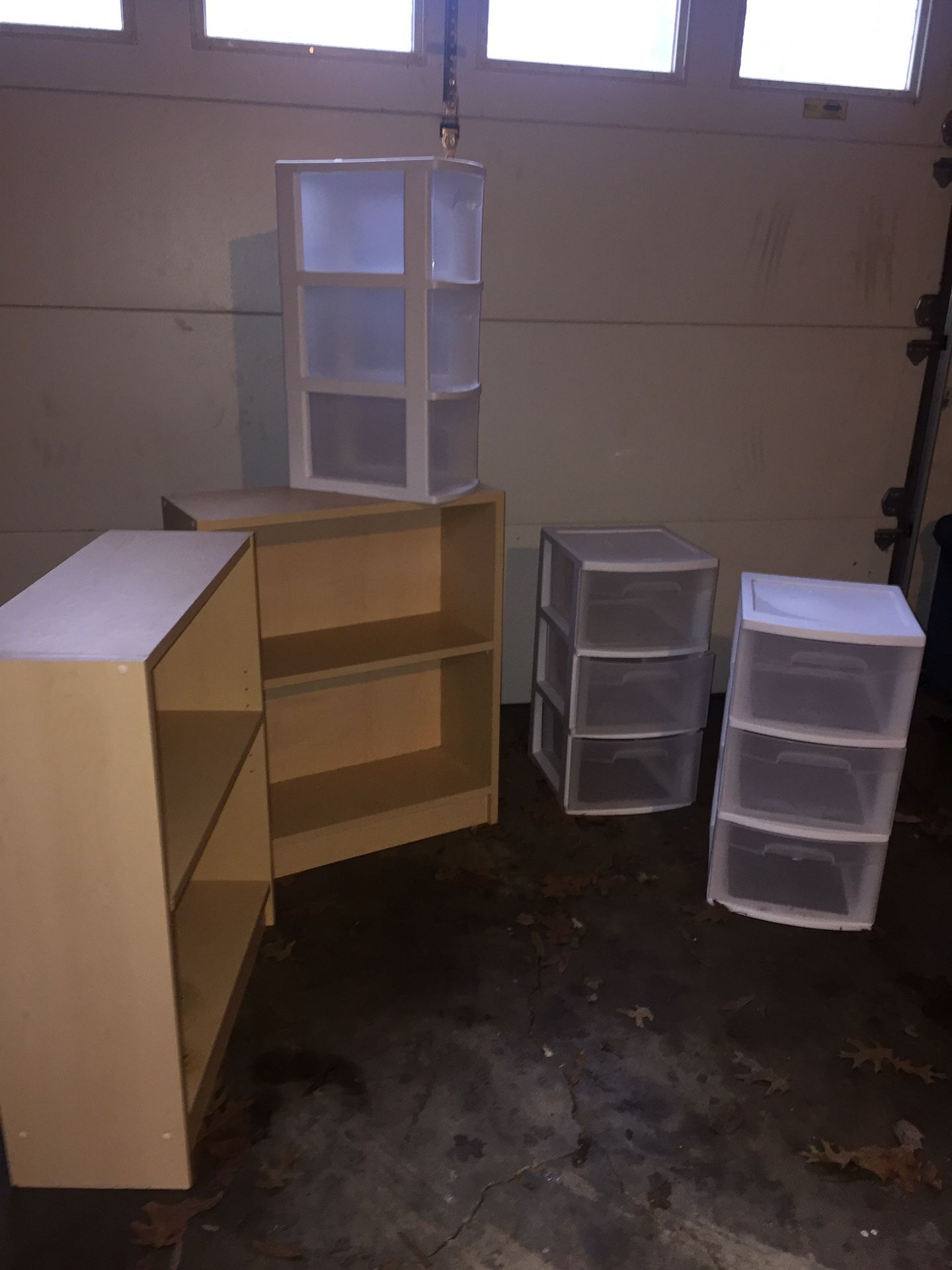 5 Pc. 2 shelves. 3 storage cabinets