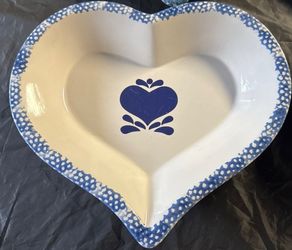 Vintage Stoneware Heart Pie Cake Baking Dish Blue White Ceramic 13x12 Country