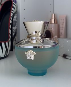 Versace Perfume