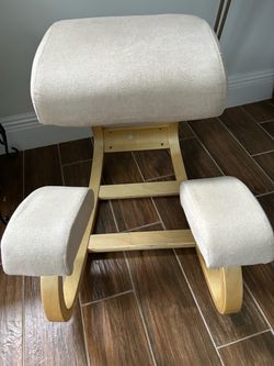 ergonomic kneeling desk chair